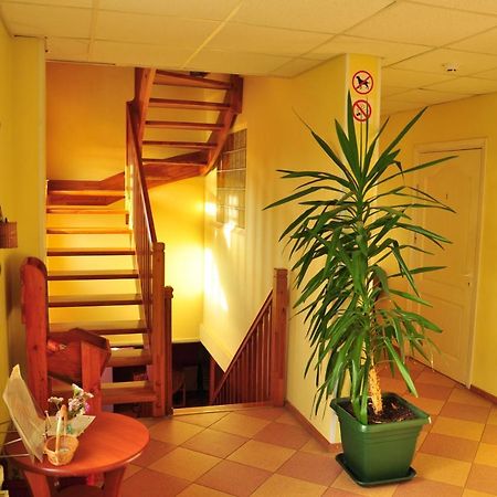 Guesthouse Leiputrija Ādaži Buitenkant foto