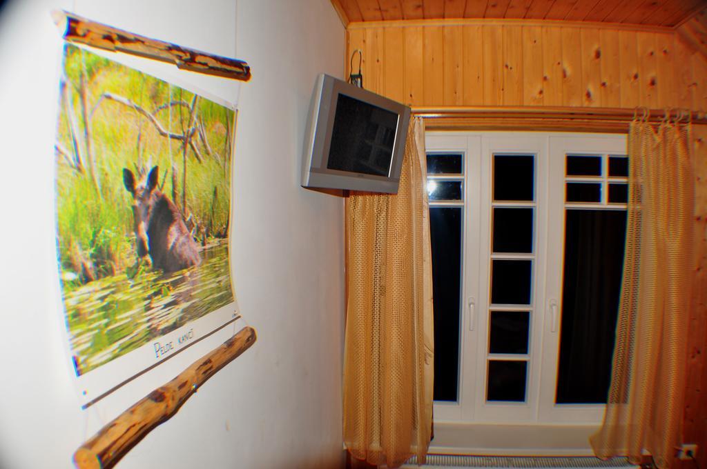 Guesthouse Leiputrija Ādaži Buitenkant foto