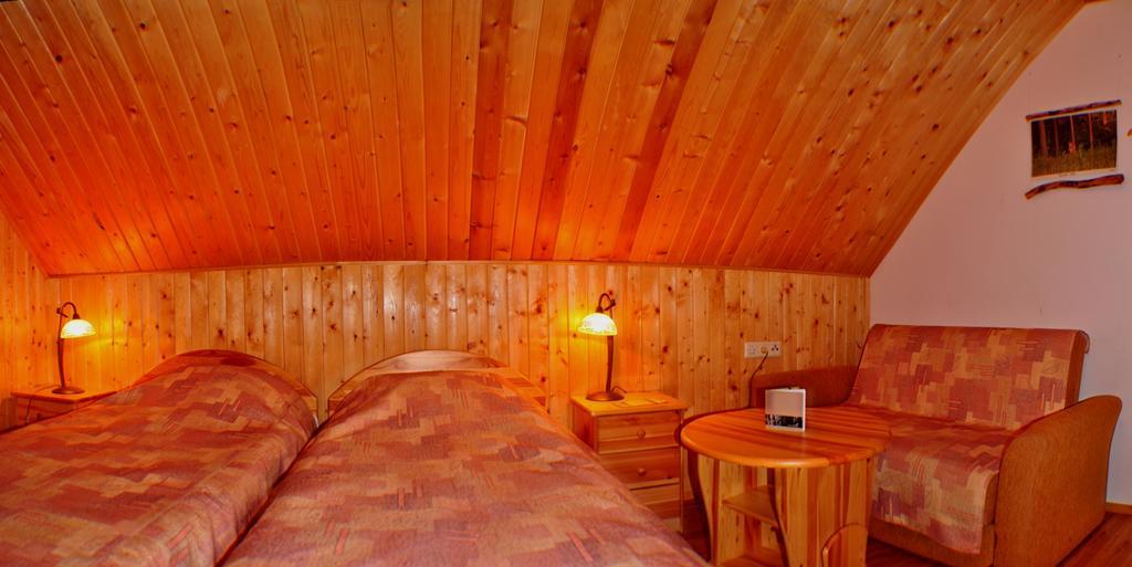 Guesthouse Leiputrija Ādaži Buitenkant foto