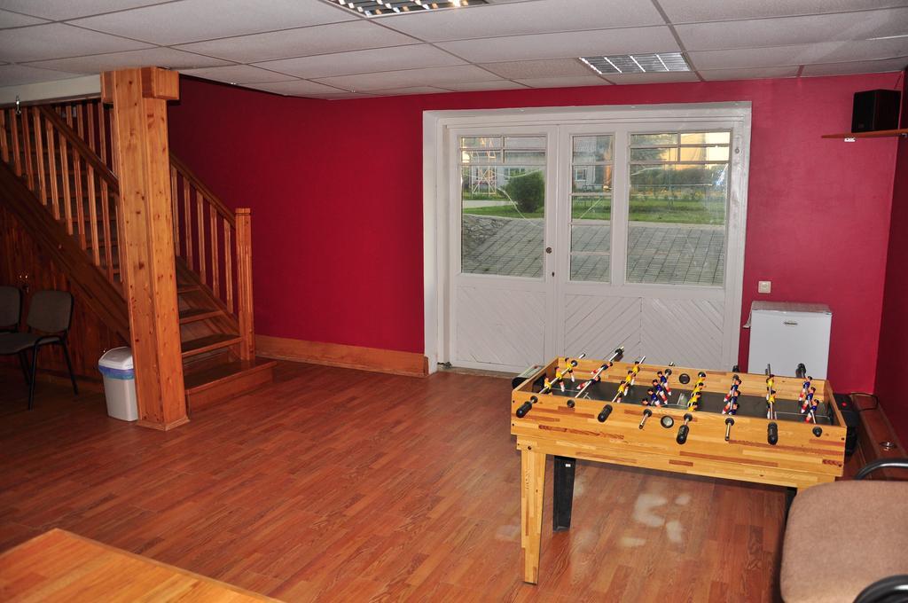 Guesthouse Leiputrija Ādaži Buitenkant foto
