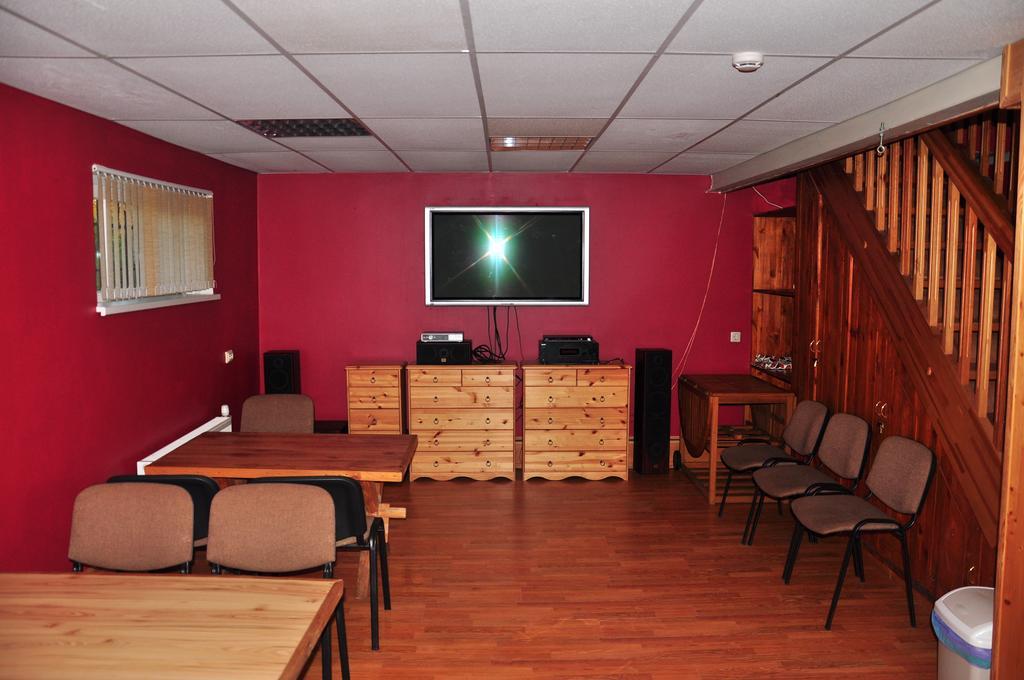 Guesthouse Leiputrija Ādaži Buitenkant foto