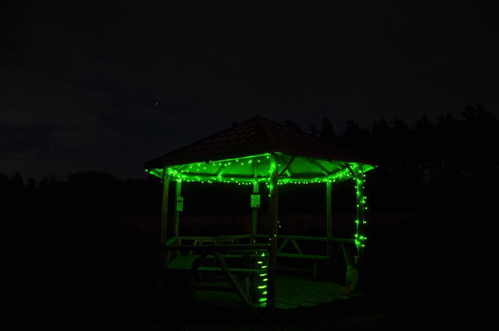 Guesthouse Leiputrija Ādaži Buitenkant foto