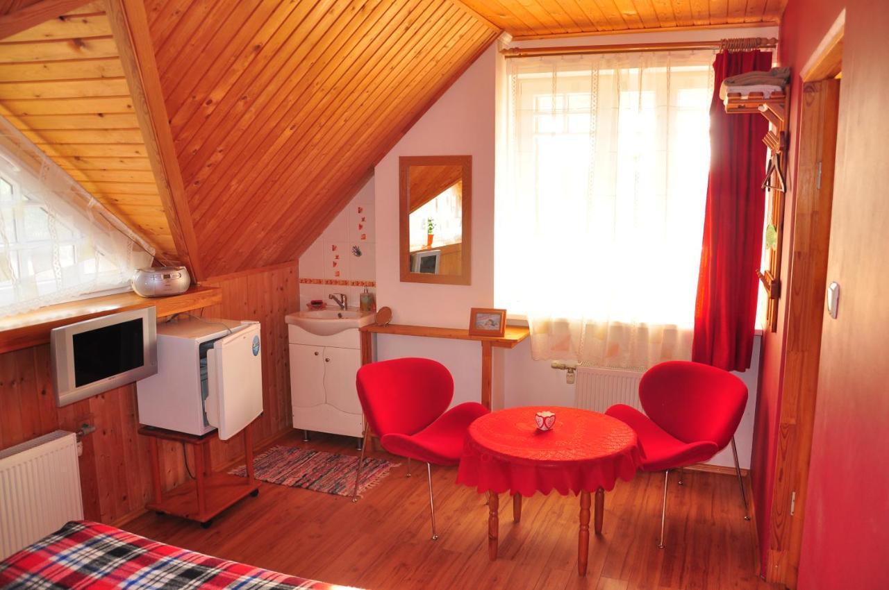 Guesthouse Leiputrija Ādaži Buitenkant foto