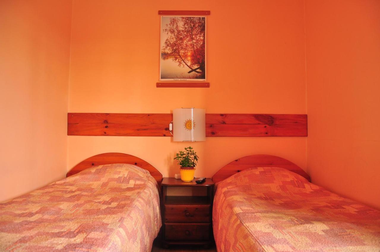 Guesthouse Leiputrija Ādaži Buitenkant foto